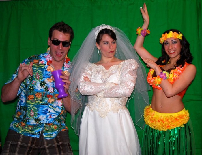 The Wacky Luau Wedding&nbsp;Show